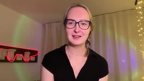 Snapshot of kirafatex chatting on September 12, 6:08 pm KiraFatex online show from September 12, 6:08 pm