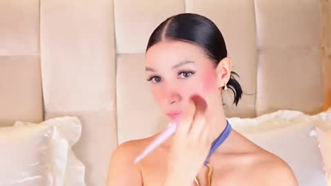 kira online show from September 20, 11:39 pm