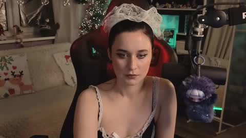 Kira    online show from February 1, 6:39 pm