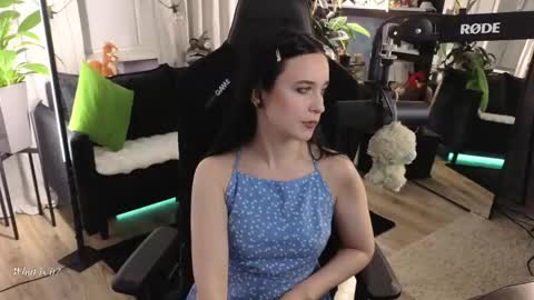 Snapshot of kiralilime chatting on April 10, 7:07 pm Kira online show from April 10, 7:07 pm