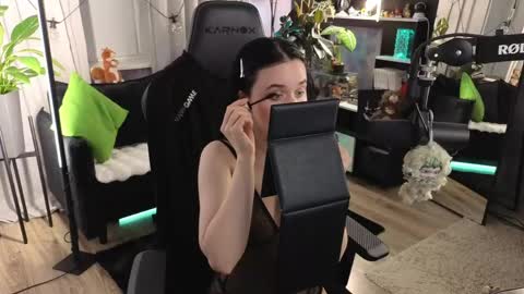 Snapshot of kiralilime chatting on April 12, 7:08 pm Kira online show from April 12, 7:08 pm