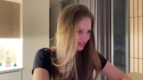 Kira online show from December 19, 5:31 pm