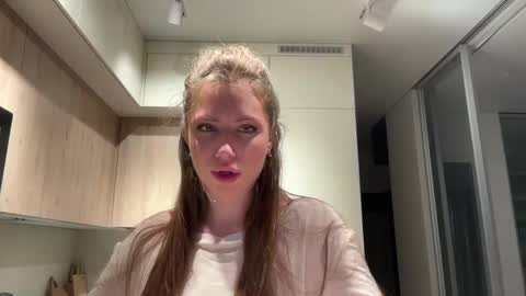 Kira online show from May 26, 3:19 pm