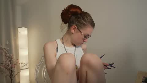 Snapshot of kiraninetails chatting on September 20, 10:38 am ARI online show from September 20, 10:38 am