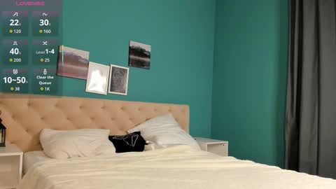 KiraSun online show from October 1, 12:22 pm