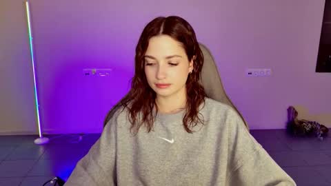 kiravair online show from February 10, 1:04 pm