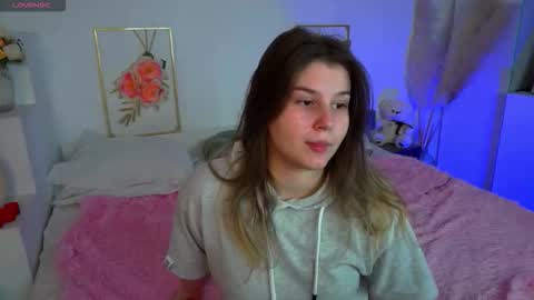 Kira online show from October 26, 6:52 am