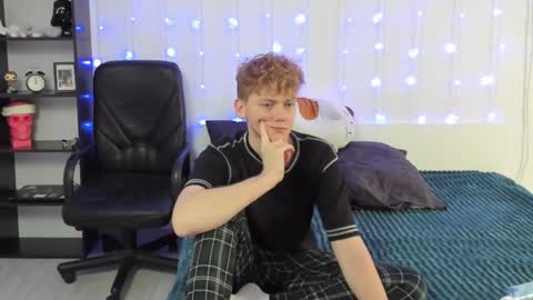 Kirill and Andrey online show from December 5, 7:06 pm