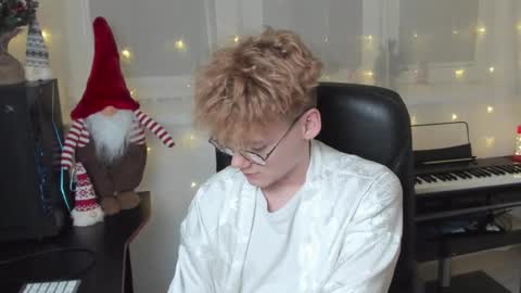 Kirill and Andrey online show from December 25, 5:37 pm