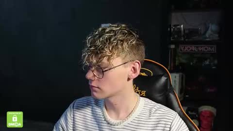 Kirill and Andrey online show from November 28, 9:23 am