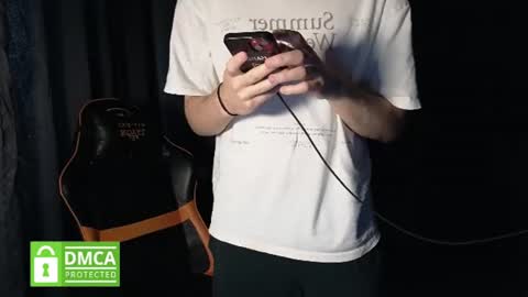 Snapshot of kirill_20_cm chatting on June 12, 9:19 am Kirill and Andrey online show from June 12, 9:19 am