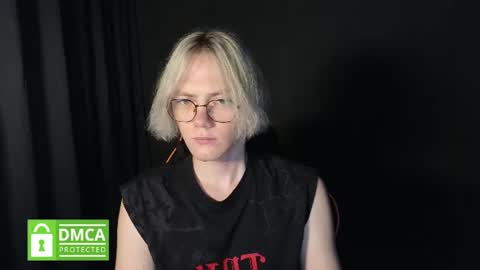 Snapshot of kirill_20_cm chatting on June 24, 8:57 am Kirill and Andrey online show from June 24, 8:57 am