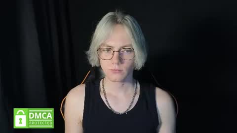 Snapshot of kirill_20_cm chatting on August 6, 4:25 am Kirill and Andrey online show from August 6, 4:25 am