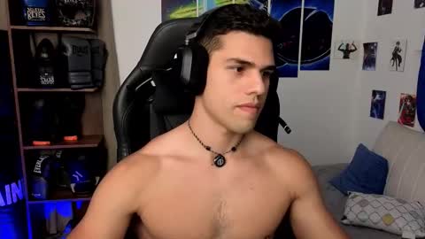 Snapshot of kiritosexhot chatting on December 4, 2:54 am Jacob online show from December 4, 2:54 am