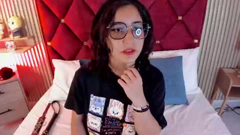 Snapshot of kirivelvet chatting on June 27, 2:16 am Samantha Velvet online show from June 27, 2:16 am