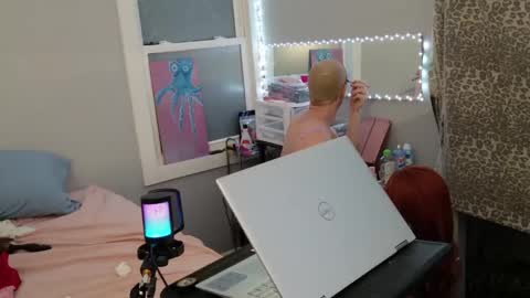 Snapshot of kirkcammerman1 chatting on February 27, 9:00 am Onya online show from February 27, 9:00 am