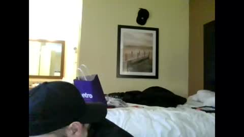 Snapshot of kis4kum chatting on December 6, 7:32 am kis4kum online show from December 6, 7:32 am