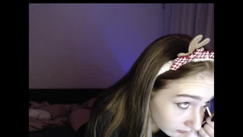 kisa____ online show from December 24, 9:22 pm