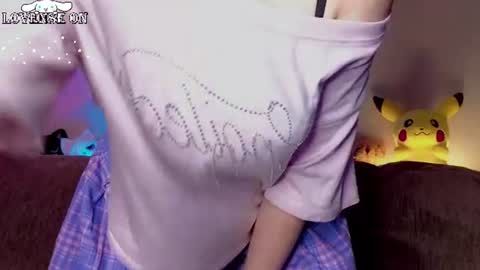 Snapshot of kiss_me_kim chatting on June 14, 2:46 am Kimberly online show from June 14, 2:46 am