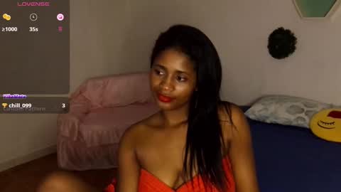 Snapshot of kiss_violet chatting on December 13, 2:54 am Violet online show from December 13, 2:54 am