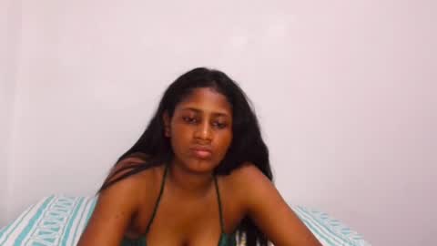 Snapshot of kiss_violet chatting on June 29, 11:49 pm Violet online show from June 29, 11:49 pm