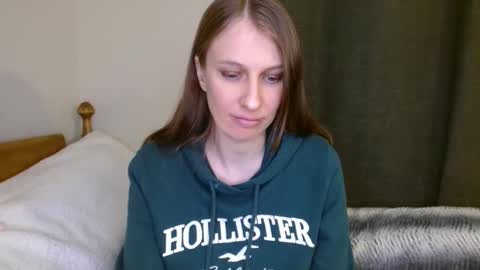 Allie online show from January 28, 1:29 am