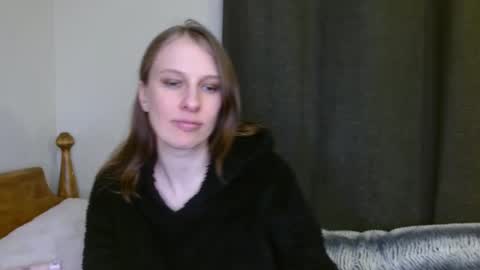 Allie online show from February 6, 2:44 am
