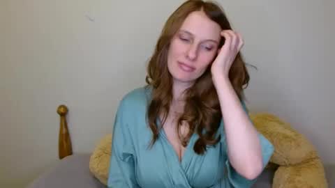 Allie online show from September 18, 2:41 pm