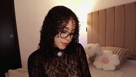 Snapshot of kisscocoaxo chatting on May 4, 3:13 am cocoa online show from May 4, 3:13 am