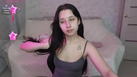 Snapshot of kisses_eva chatting on March 21, 9:36 am Hot Eva online show from March 21, 9:36 am
