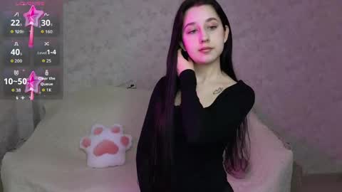 Snapshot of kisses_eva chatting on April 9, 6:02 pm Hot Eva online show from April 9, 6:02 pm