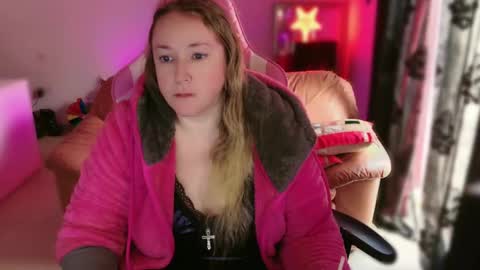 kissica online show from February 24, 11:43 am