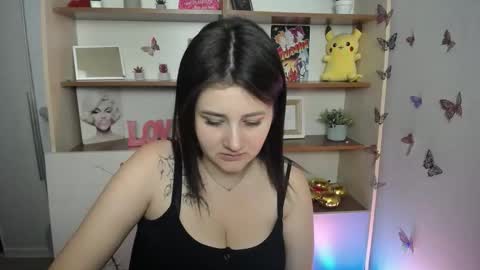 Snapshot of kissleoxx chatting on June 5, 10:32 am kissleoxx online show from June 5, 10:32 am