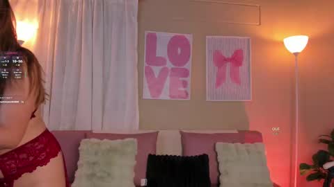 Snapshot of kissme_cutie chatting on September 20, 12:17 pm Call me Nicolle online show from September 20, 12:17 pm