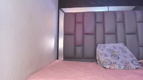 BELLA FLAME online show from November 18, 7:18 pm