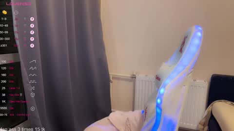 Snapshot of kissmenastya chatting on December 16, 11:54 pm Nastya online show from December 16, 11:54 pm