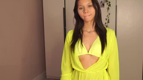 Snapshot of kissmesloww chatting on April 20, 1:58 pm Snezhana online show from April 20, 1:58 pm