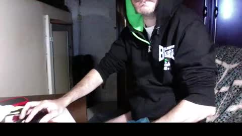 Snapshot of kissofbanned1983 chatting on October 7, 11:29 am kissofbanned1983 online show from October 7, 11:29 am