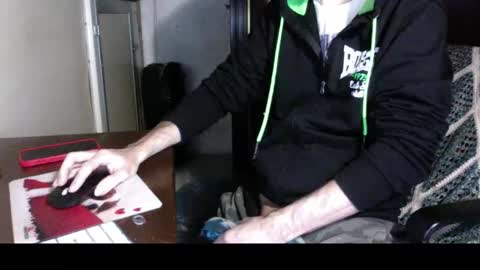 Snapshot of kissofbanned1983 chatting on November 2, 10:17 am kissofbanned1983 online show from November 2, 10:17 am