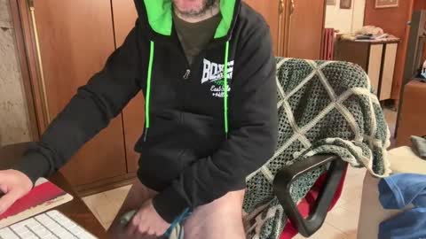 kissofbanned1983 online show from February 2, 11:42 am