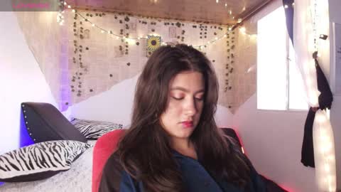 Snapshot of kisstarxxx chatting on November 4, 10:20 pm Helena and Brad online show from November 4, 10:20 pm