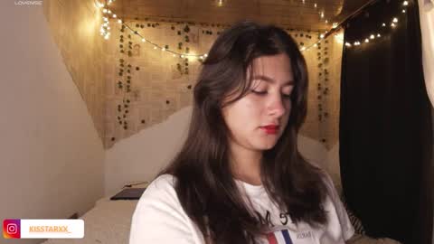 Snapshot of kisstarxxx chatting on November 14, 12:20 am Helena and Brad online show from November 14, 12:20 am