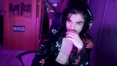 kissy_may_may online show from March 18, 1:42 am