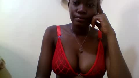 kissybabe01 online show from October 6, 1:30 pm