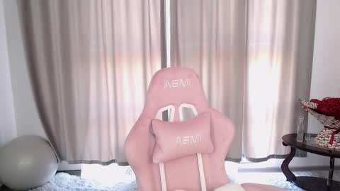 Vikki Rose online show from September 23, 7:11 am