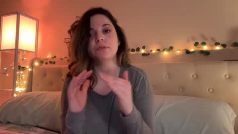 KitatoChips online show from April 11, 4:28 am