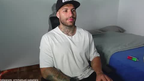 Snapshot of kite__ chatting on December 22, 3:00 pm kite__ online show from December 22, 3:00 pm