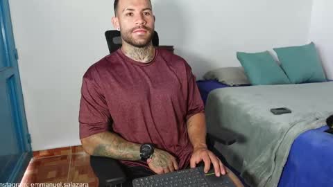 Snapshot of kite__ chatting on January 21, 2:59 pm kite__ online show from January 21, 2:59 pm