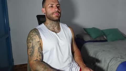 kite__ online show from February 1, 12:18 am