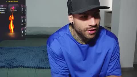 kite__ online show from September 30, 3:06 pm